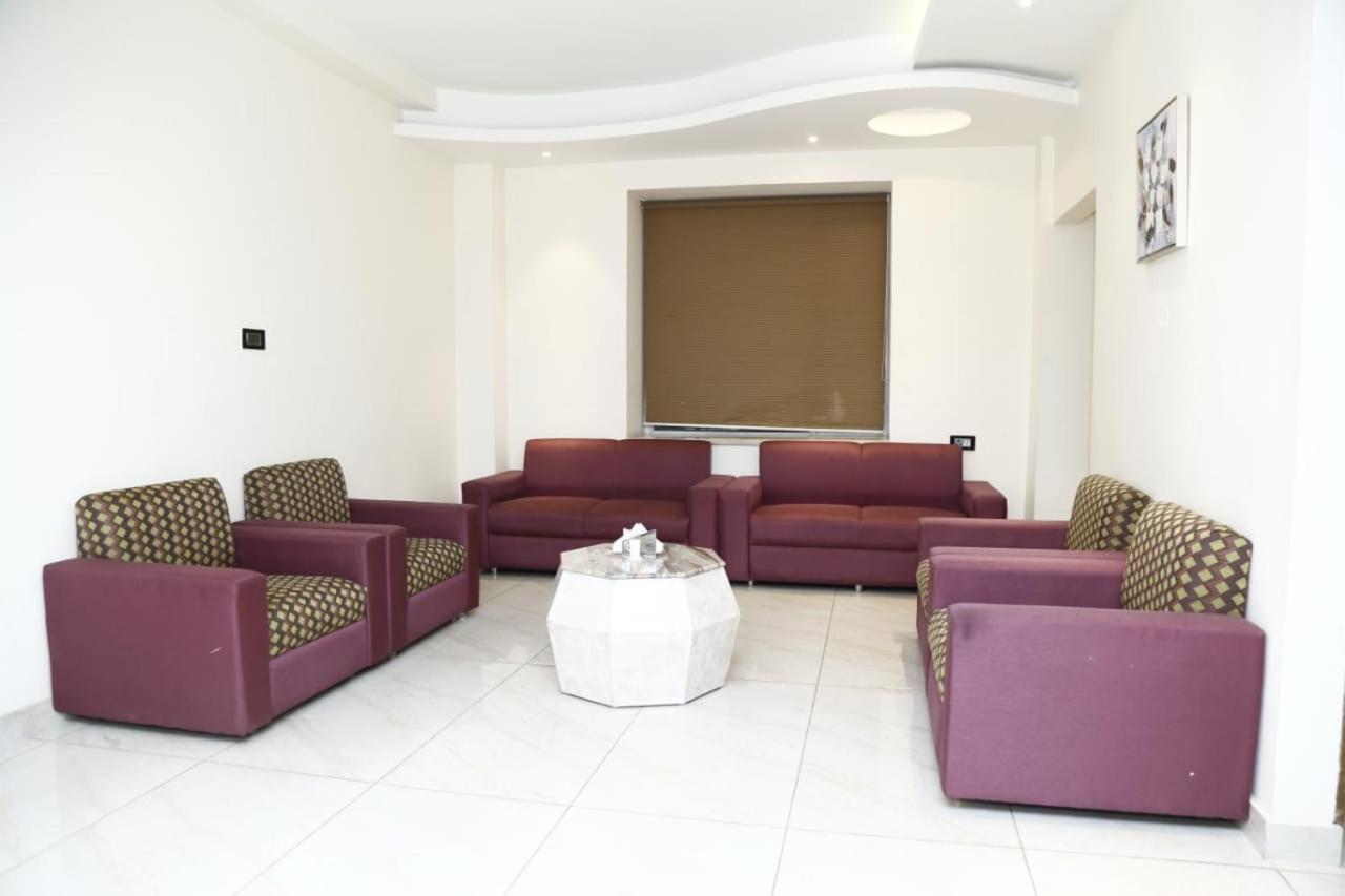 Hotel Pacific Roorkee Esterno foto